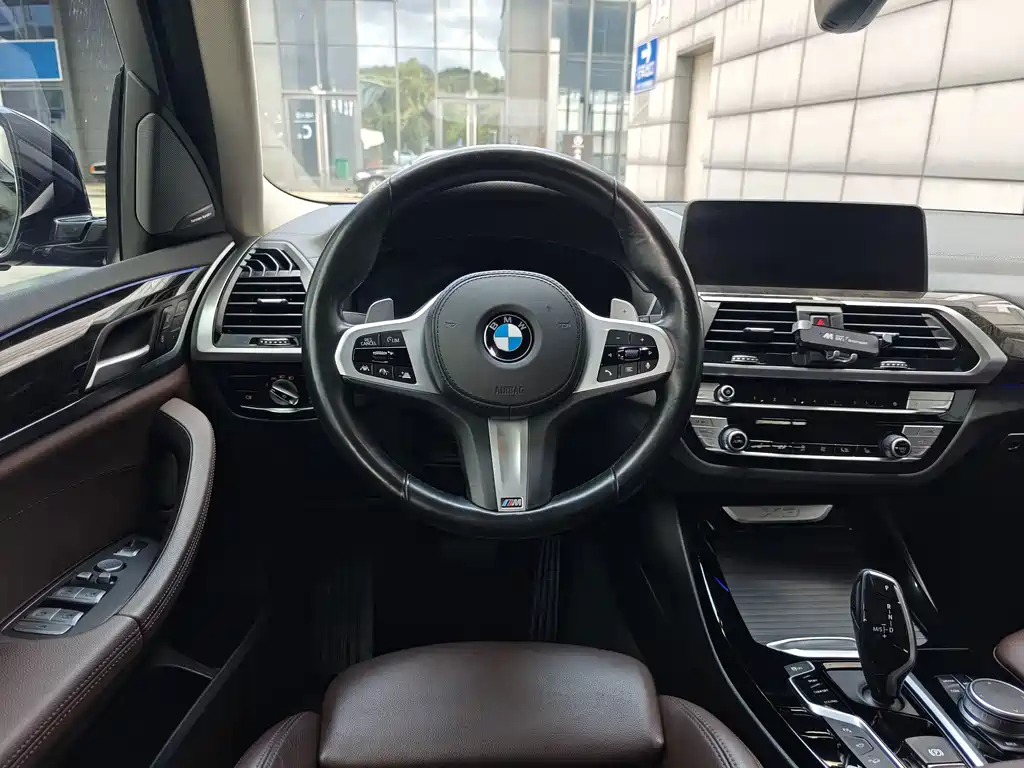 BMW X3 — фото 14