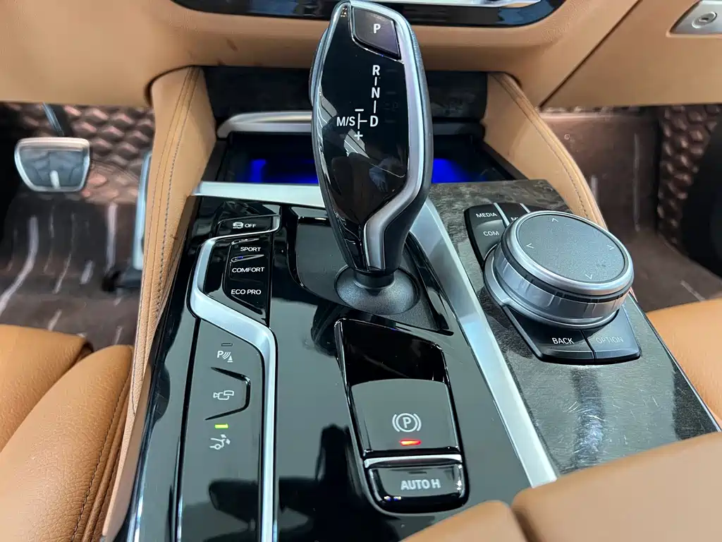 BMW 6 Series GT — фото 9