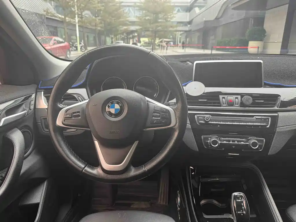 BMW X2 (Import) — фото 8
