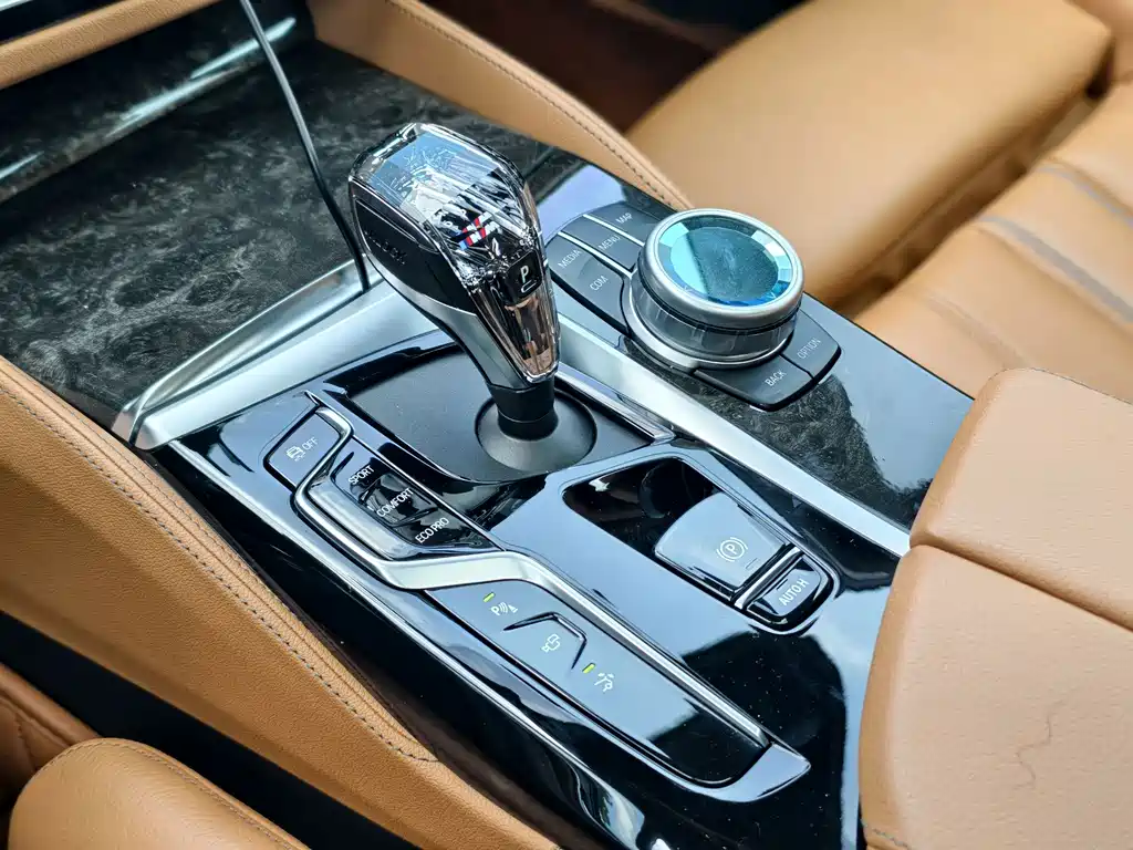 BMW 6 Series GT — фото 16