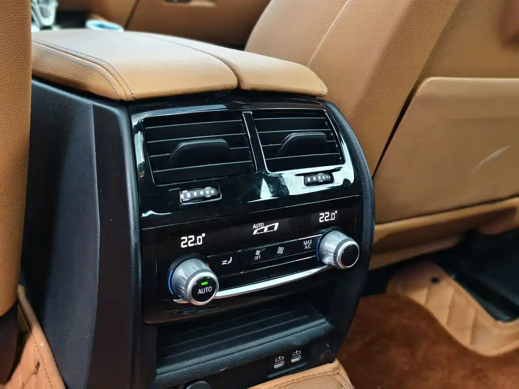 BMW 6 Series GT — фото 19