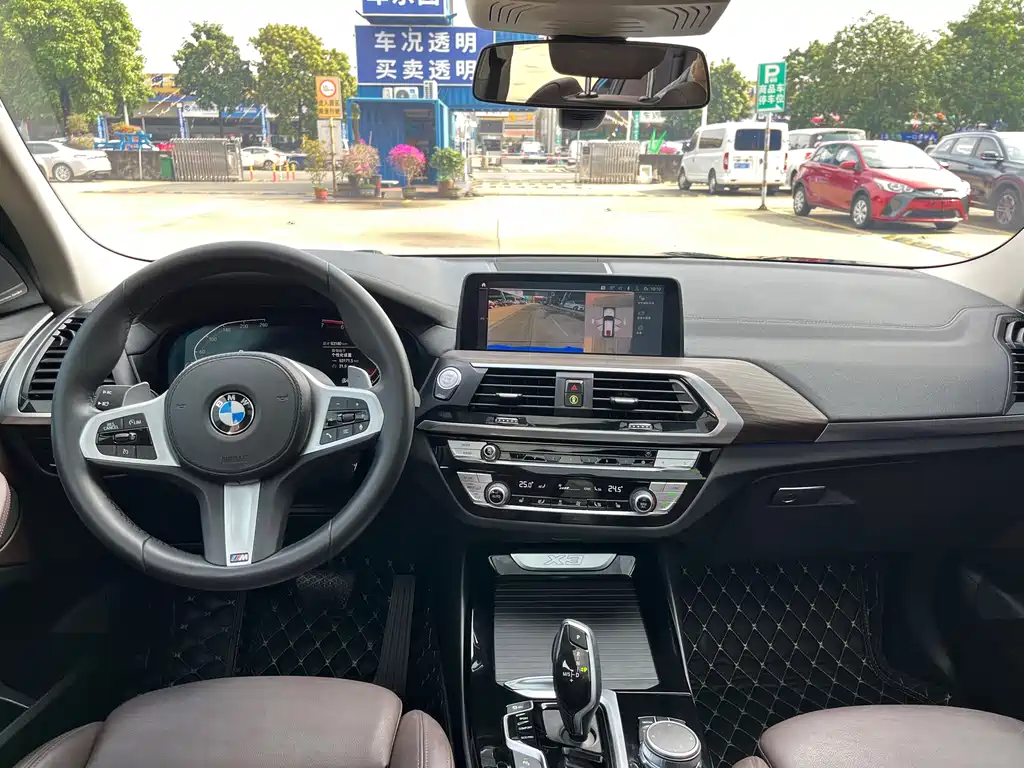 BMW X3 — фото 9