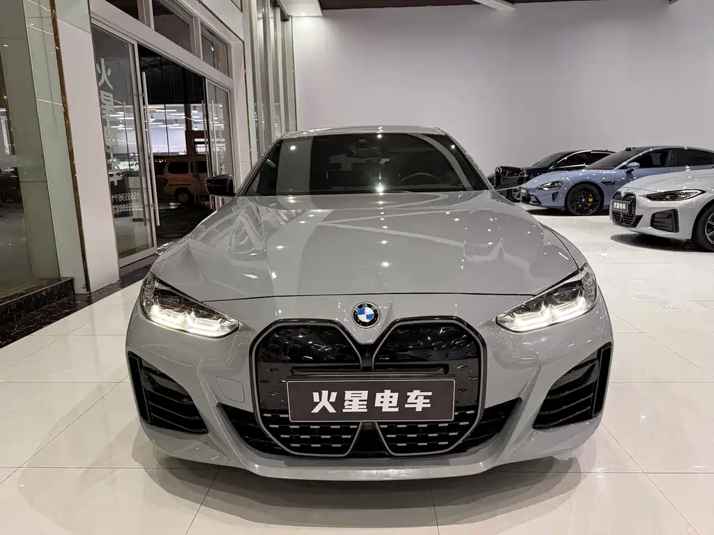 BMW i4 — фото 2