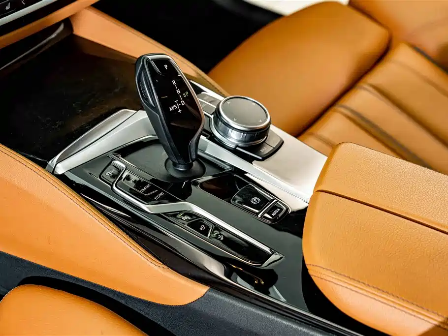 BMW 6 Series GT — фото 13