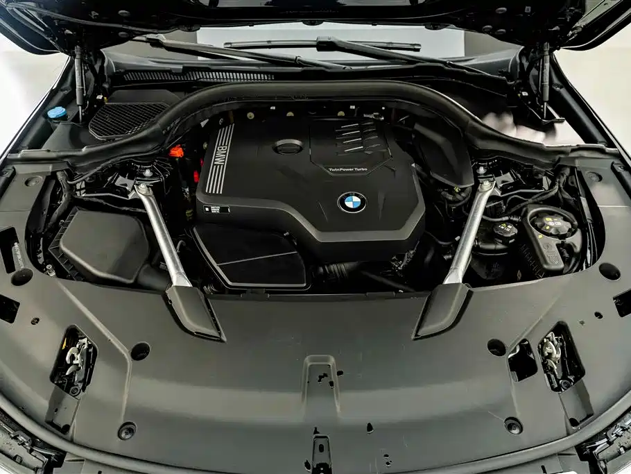 BMW 6 Series GT — фото 26