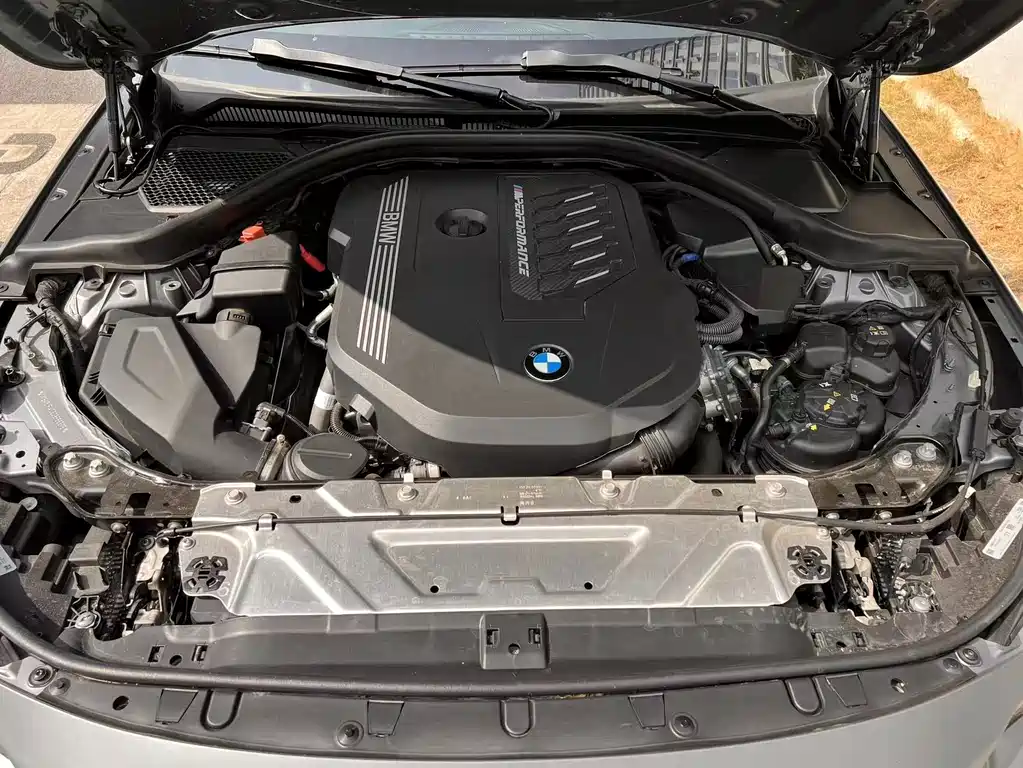 BMW M240i — фото 9
