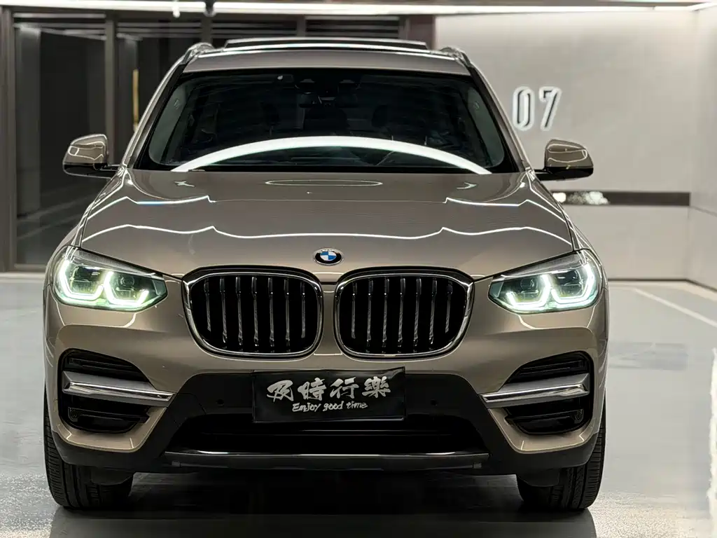 BMW X3 — фото 2