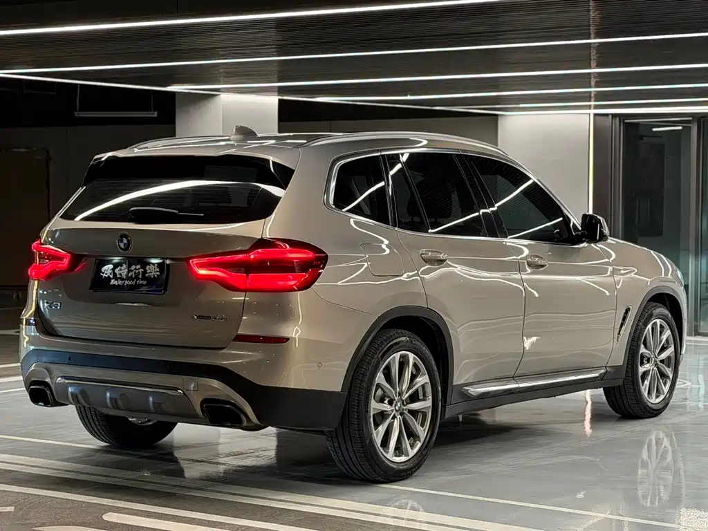 BMW X3 — фото 24