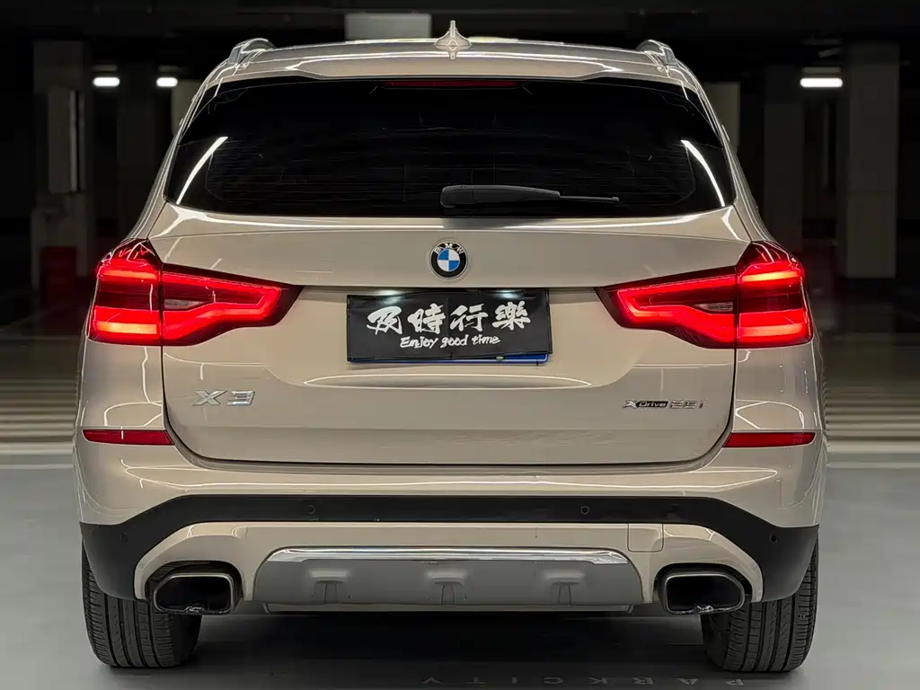 BMW X3 — фото 25