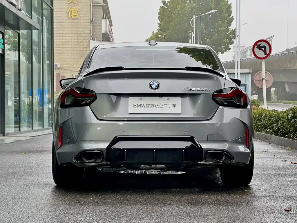 BMW M240i — фото 5