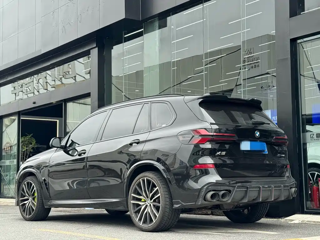 BMW X5 — фото 15