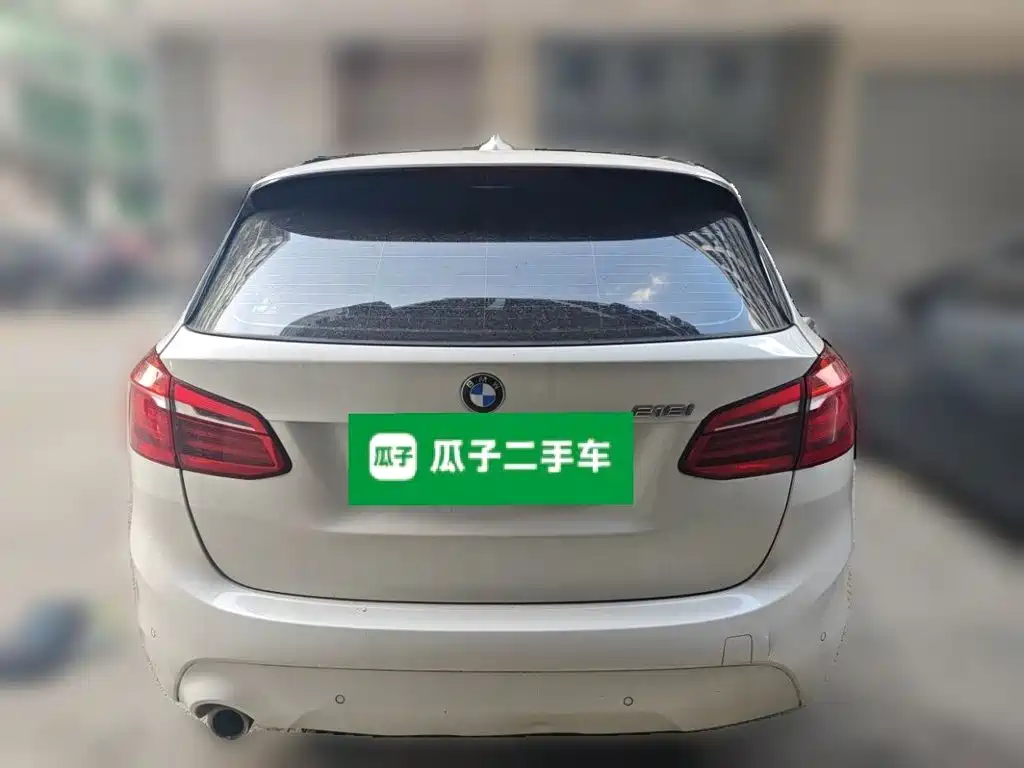BMW 2 Series Active Tourer — фото 3