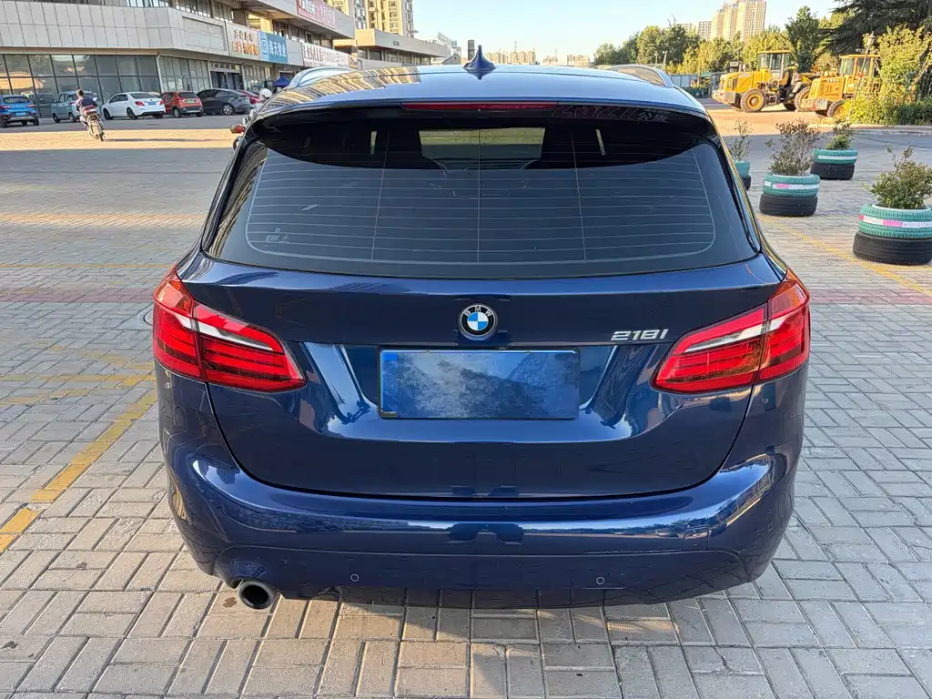 BMW 2 Series Active Tourer — фото 9