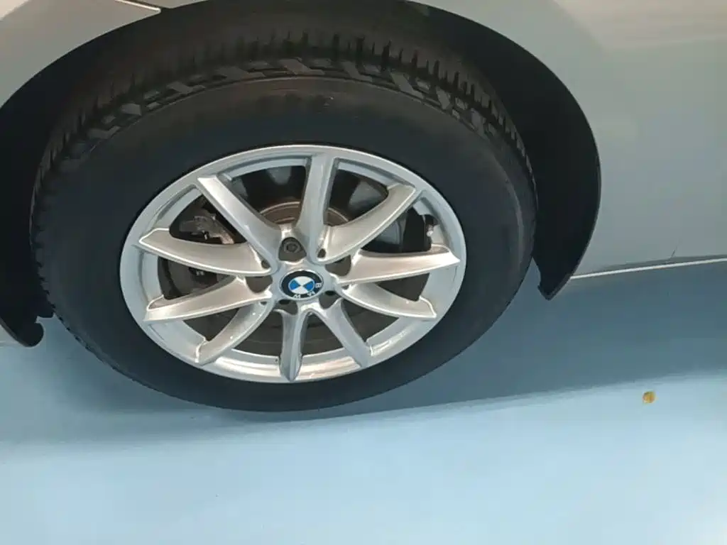 BMW 2 Series Active Tourer — фото 22