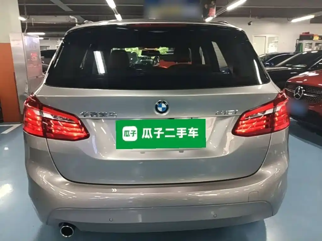 BMW 2 Series Active Tourer — фото 5