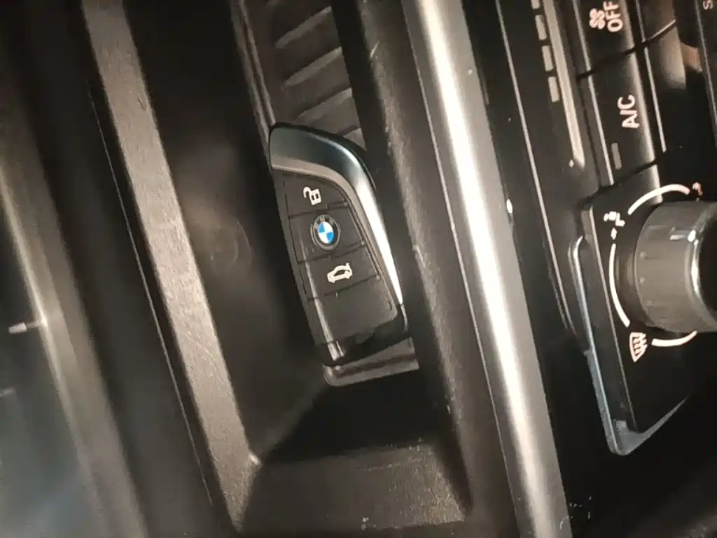 BMW 2 Series Active Tourer — фото 8