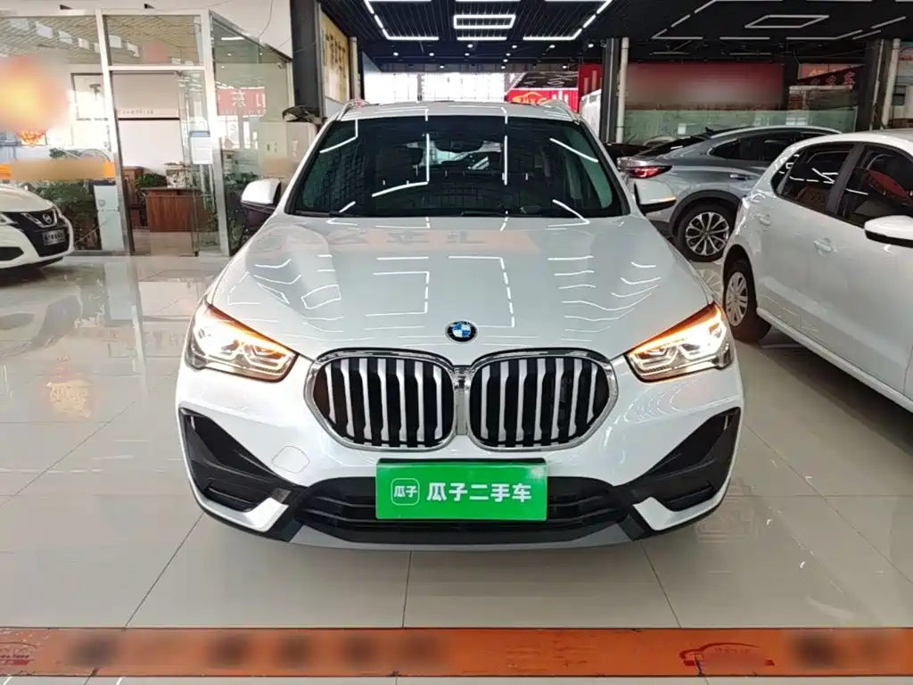 BMW X1 — фото 2