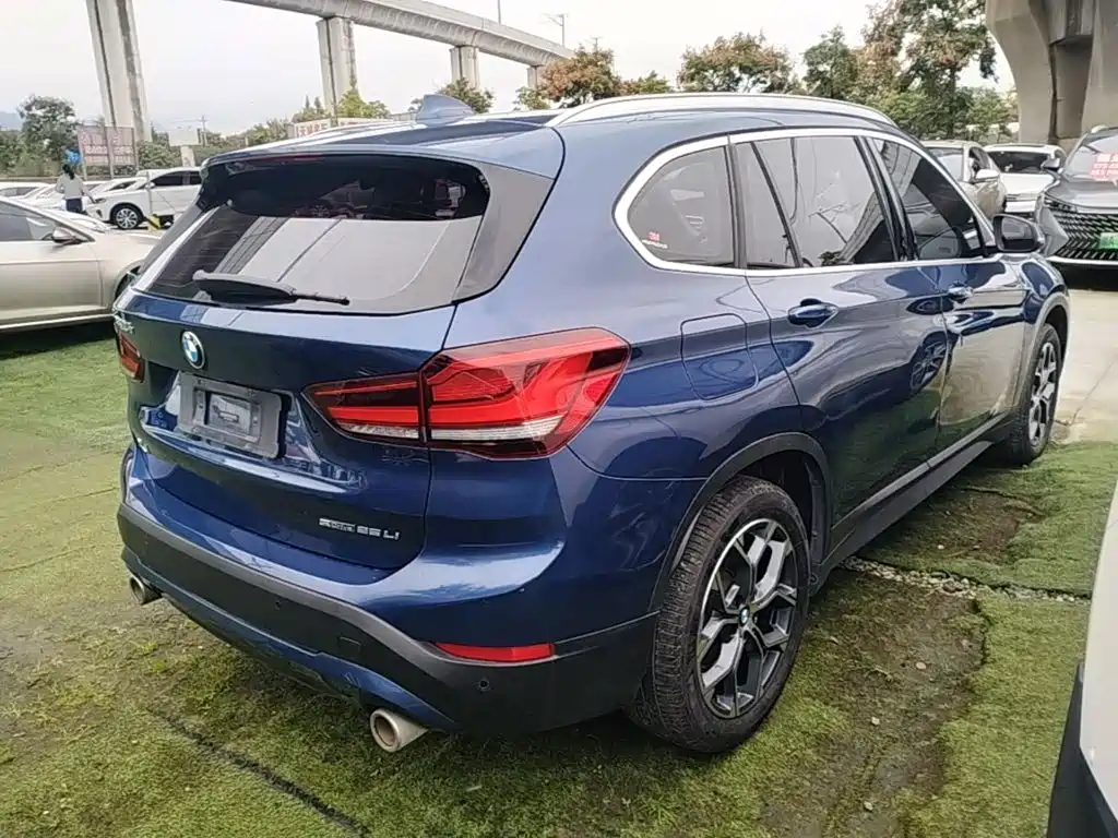 BMW X1 — фото 6