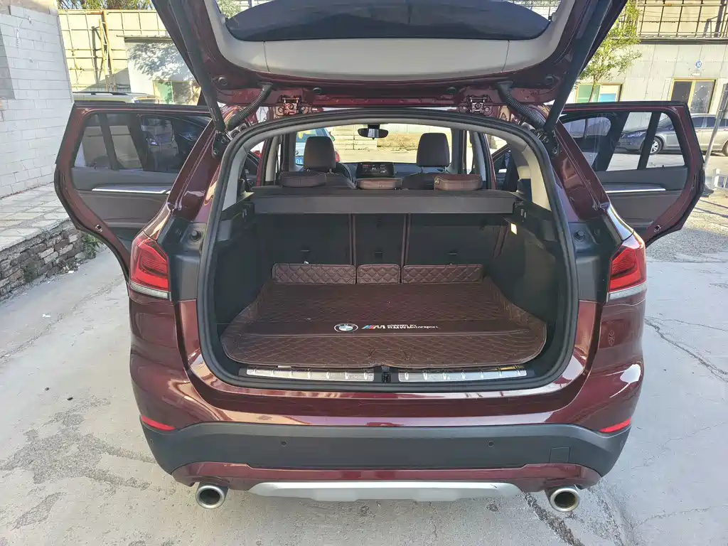 BMW X1 — фото 14