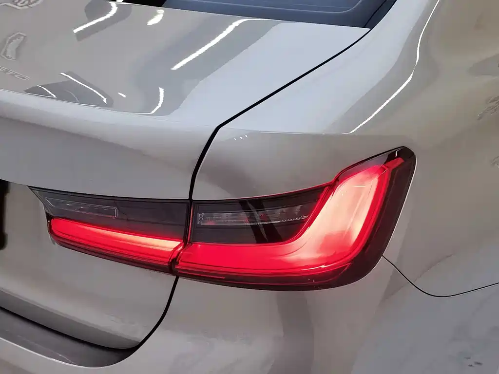 BMW 3 Series — фото 10