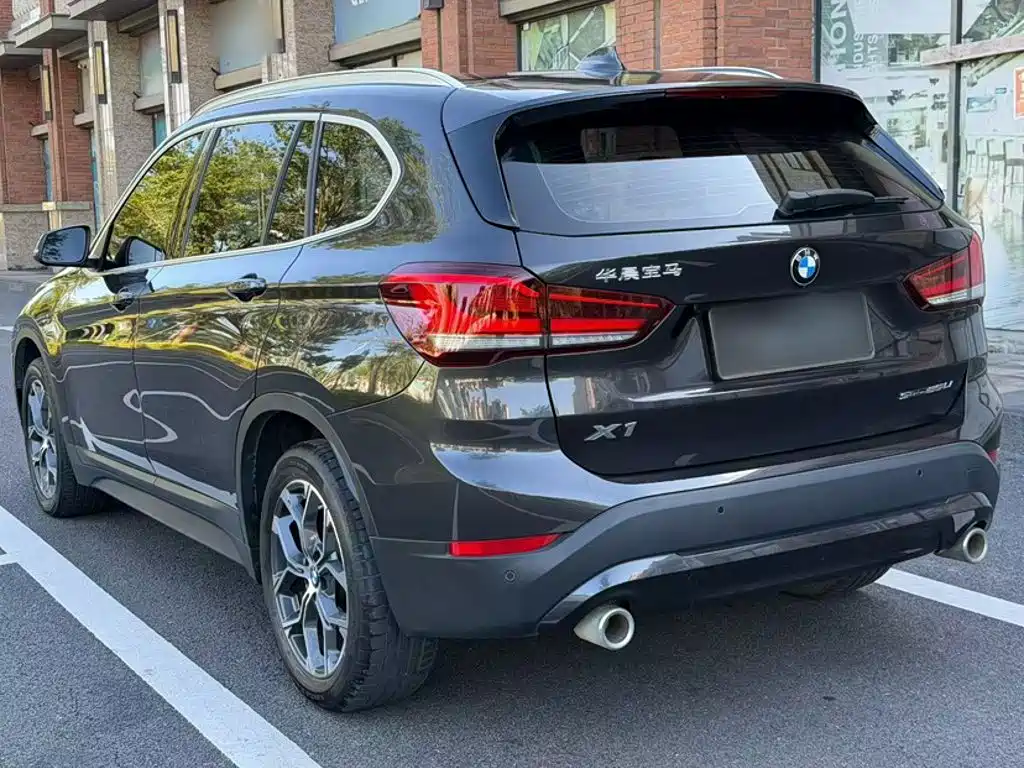 BMW X1 — фото 4