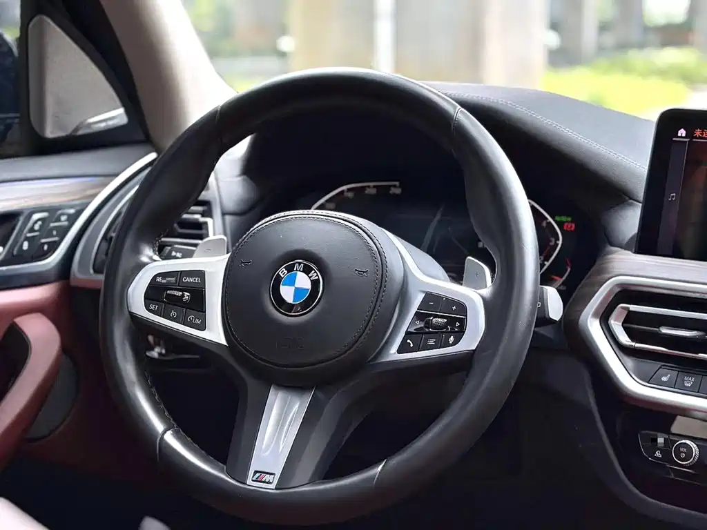 BMW X3 — фото 17