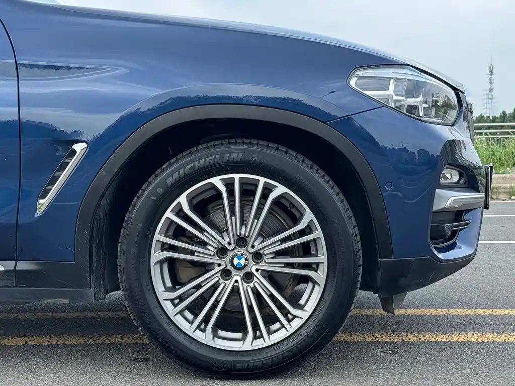 BMW X3 — фото 5
