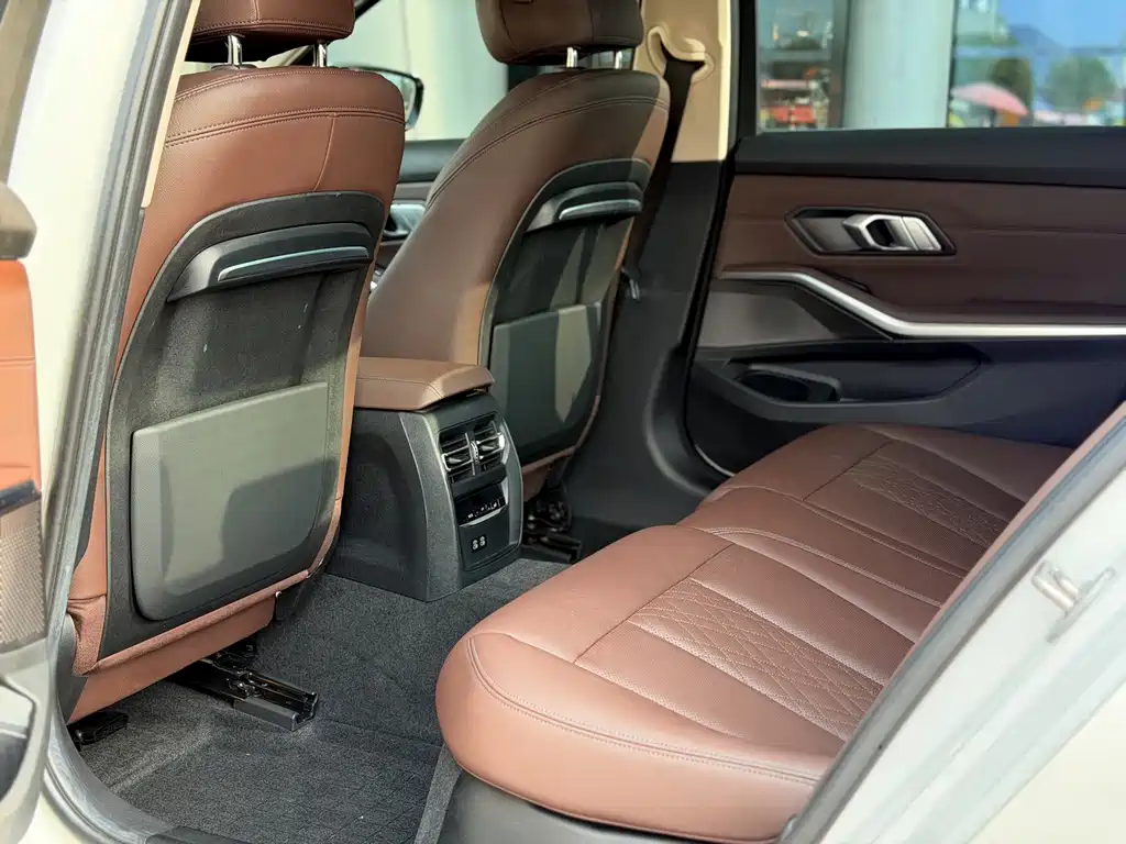 BMW 3 Series — фото 17