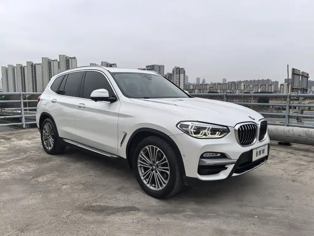 BMW X3 — фото 3