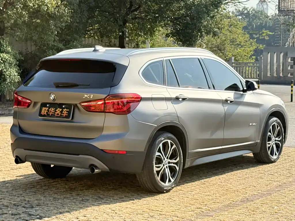 BMW X1 — фото 25