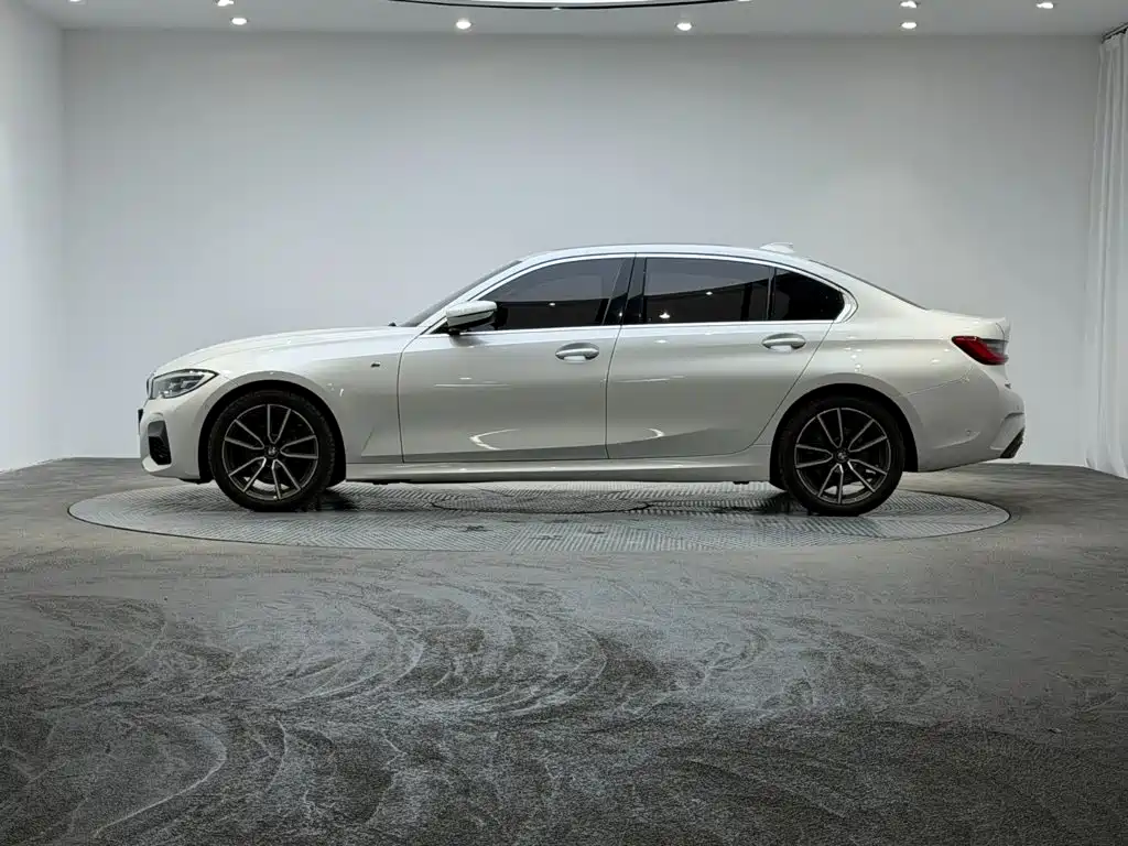 BMW 3 Series — фото 4