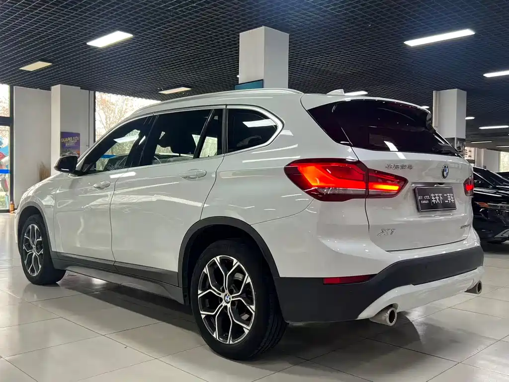 BMW X1 — фото 4