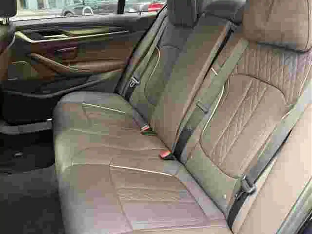 BMW 5 Series New Energy — фото 5