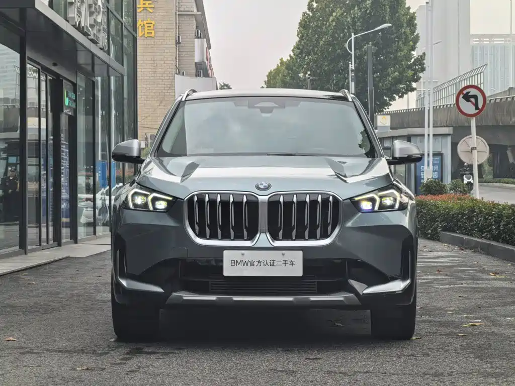 BMW X1 — фото 3
