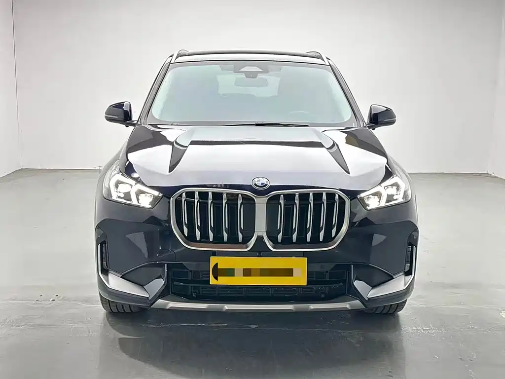 BMW X1 — фото 2
