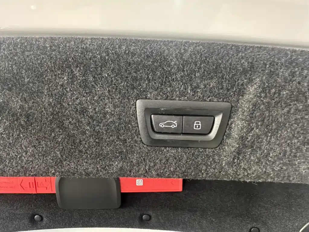 BMW 3 Series — фото 13