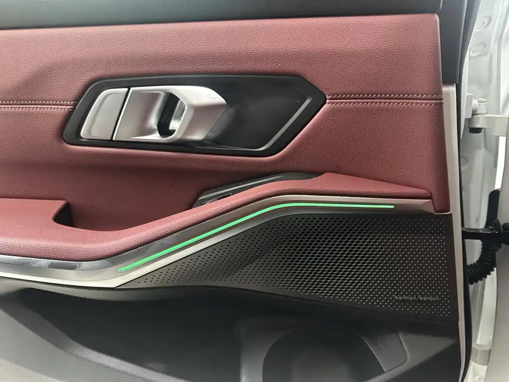 BMW 3 Series — фото 10