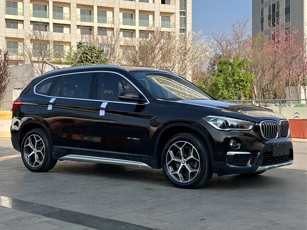 BMW X1 — фото 2