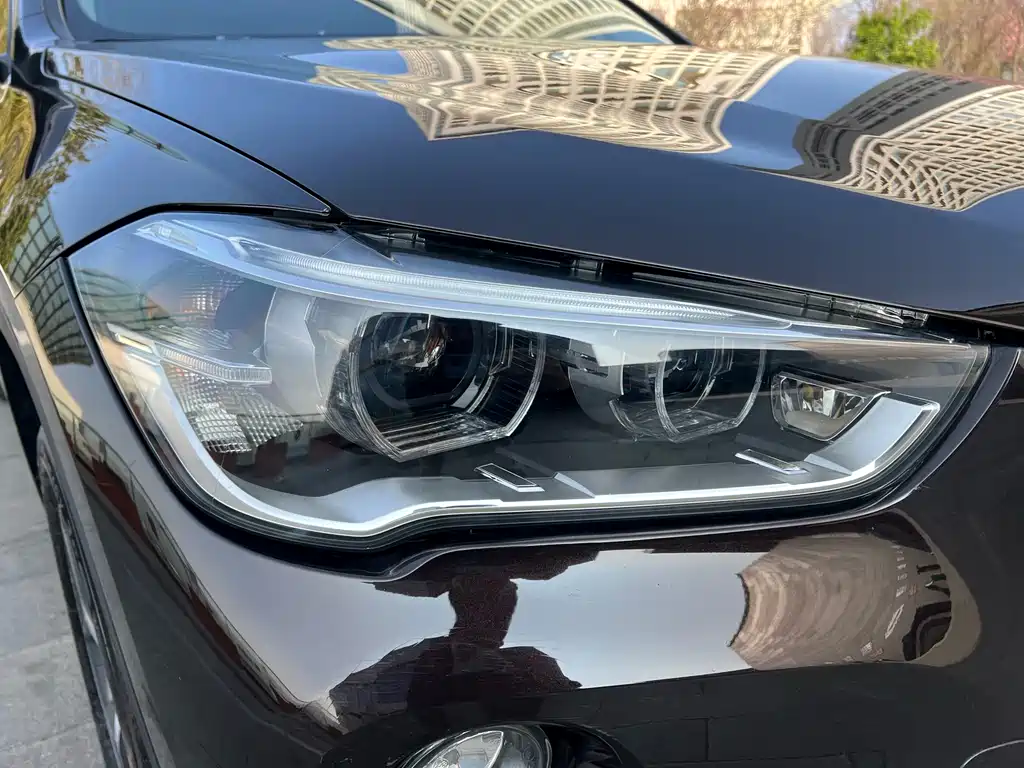 BMW X1 — фото 42