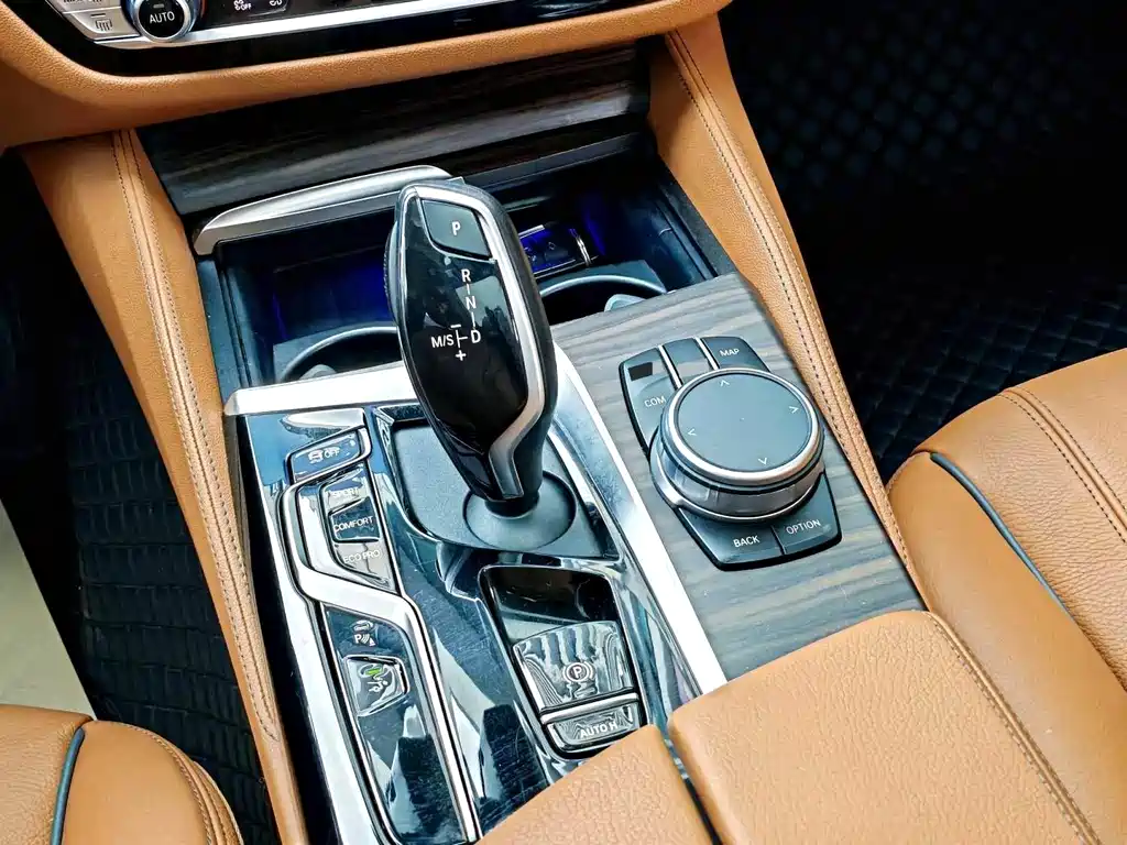 BMW 6 Series GT — фото 14