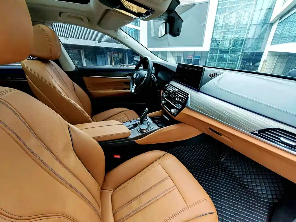 BMW 6 Series GT — фото 10