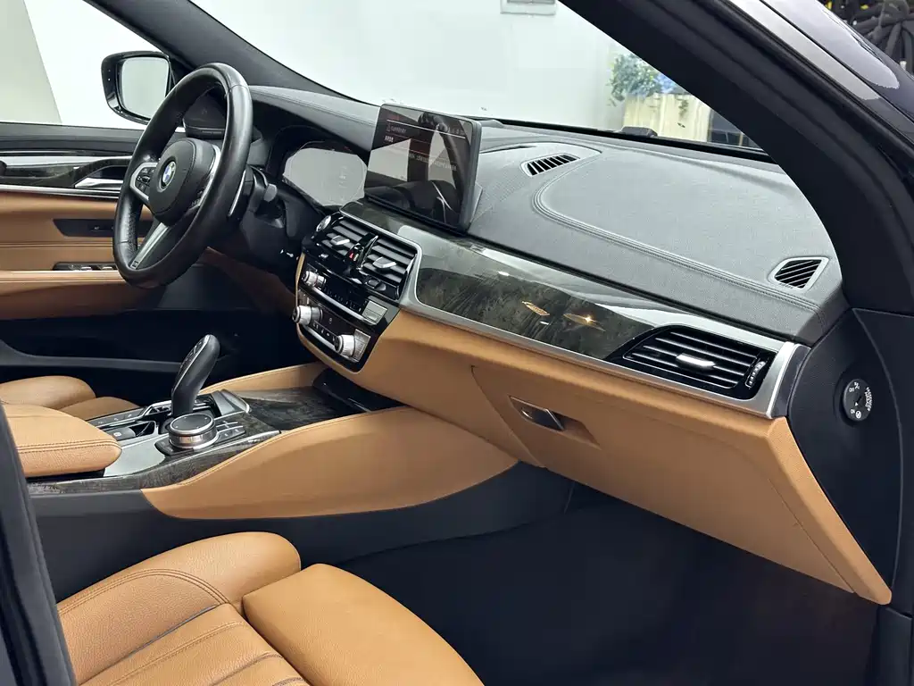 BMW 6 Series GT — фото 14