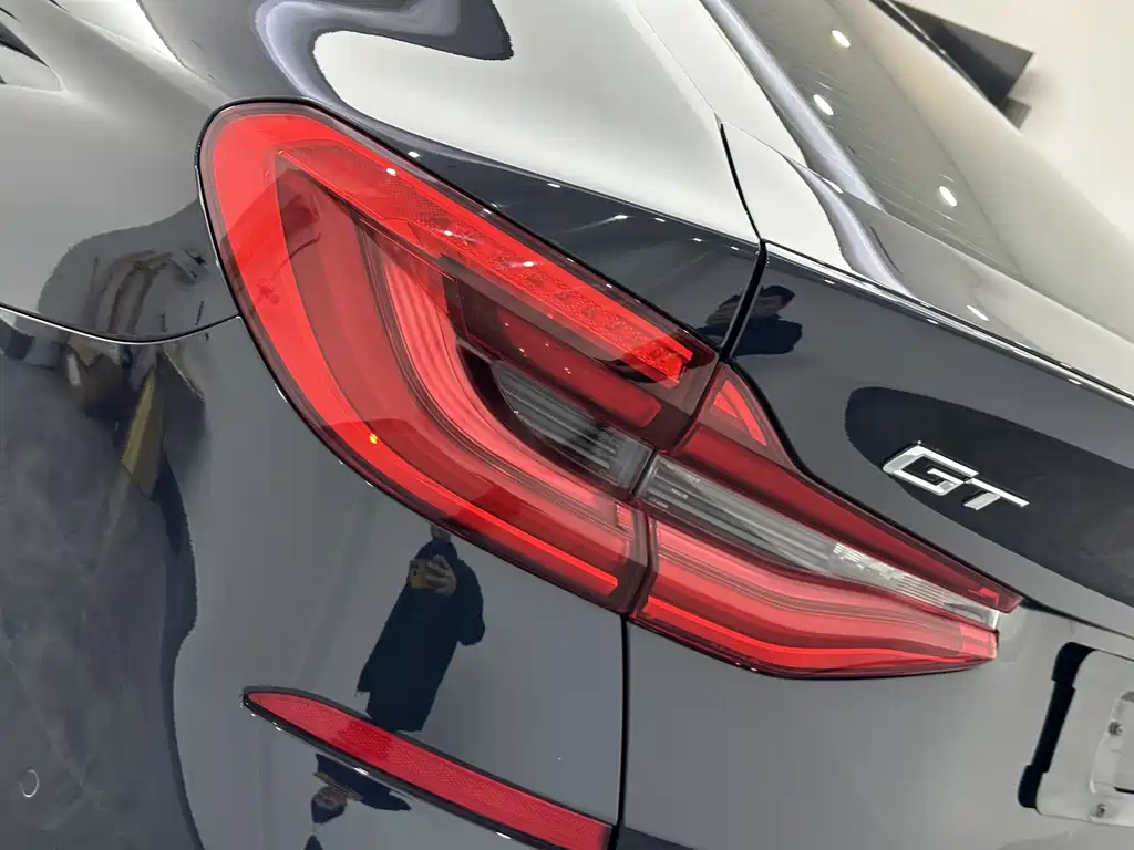 BMW 6 Series GT — фото 18