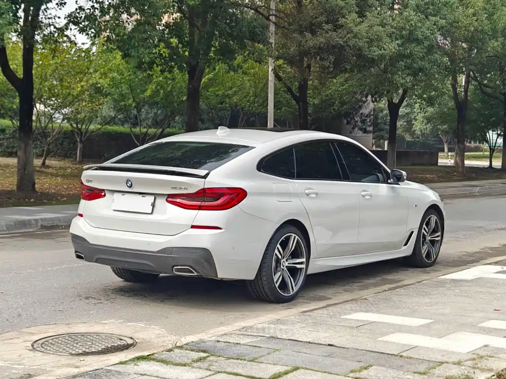 BMW 6 Series GT — фото 7