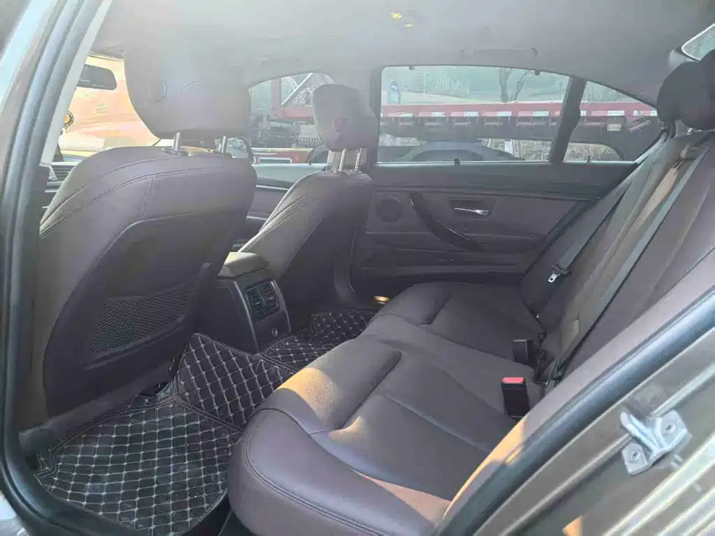 BMW 3 Series — фото 10
