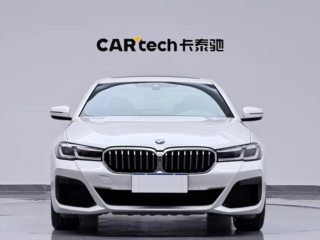 BMW 5 Series — фото 2
