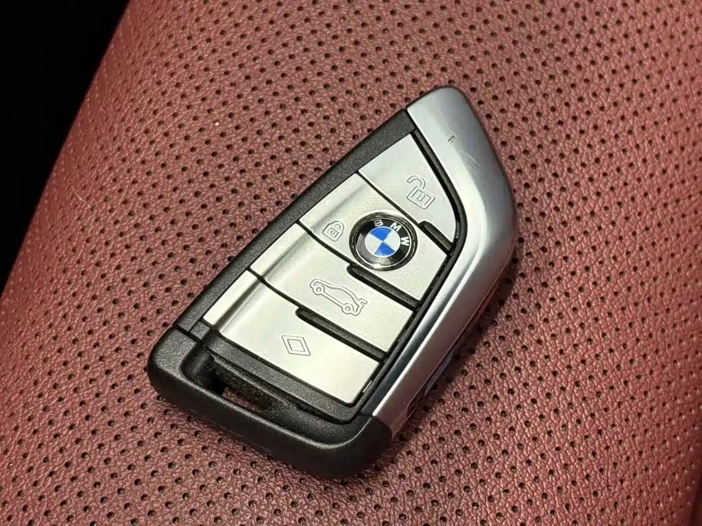 BMW 5 Series — фото 8