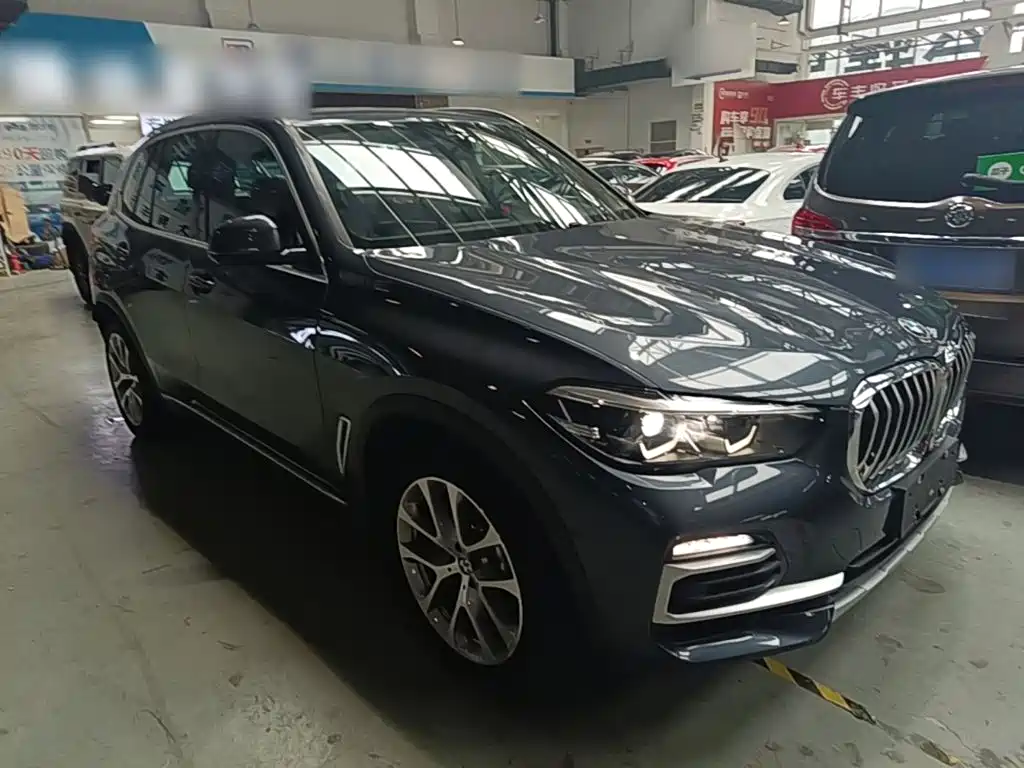 BMW X5 (Import) — фото 3