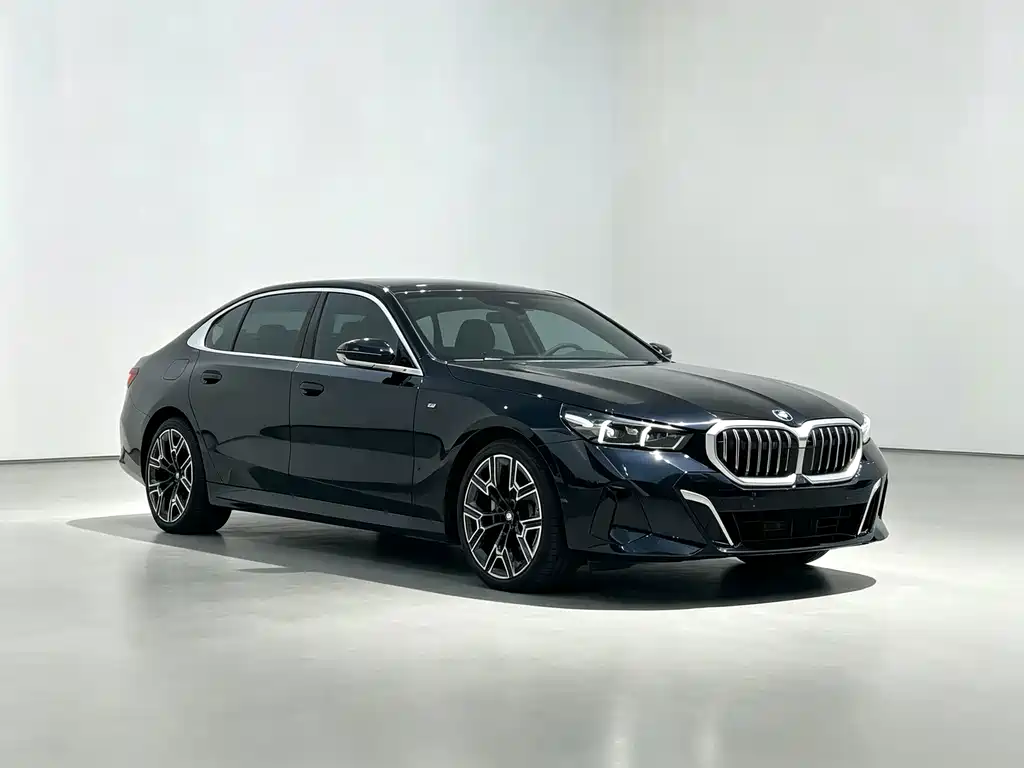 BMW 5 Series — фото 3