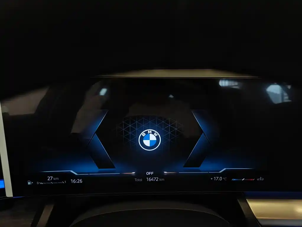 BMW 5 Series — фото 23